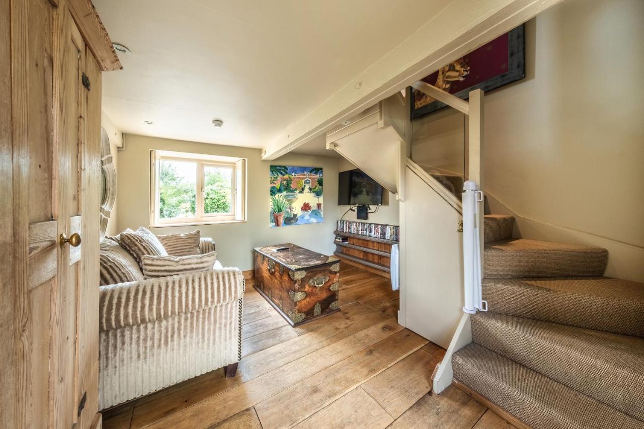 Wiveton Bell Hotel Blakeney  Kültér fotó