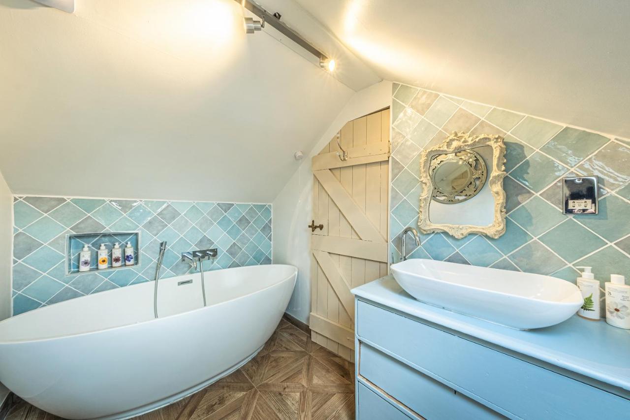 Wiveton Bell Hotel Blakeney  Kültér fotó